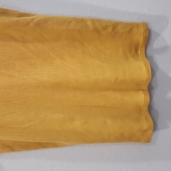 American Eagle Outfitters Mustard Yellow Fitted Tank - Picture 4 of 7